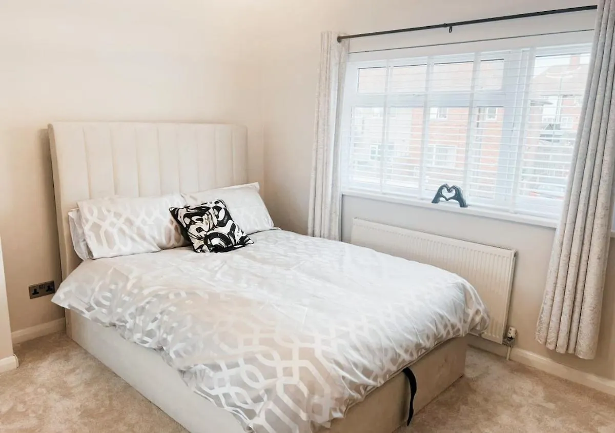 Cosy 2Br House On Quiet Street Apartman Nottingham 0*,  Egyesült Királyság